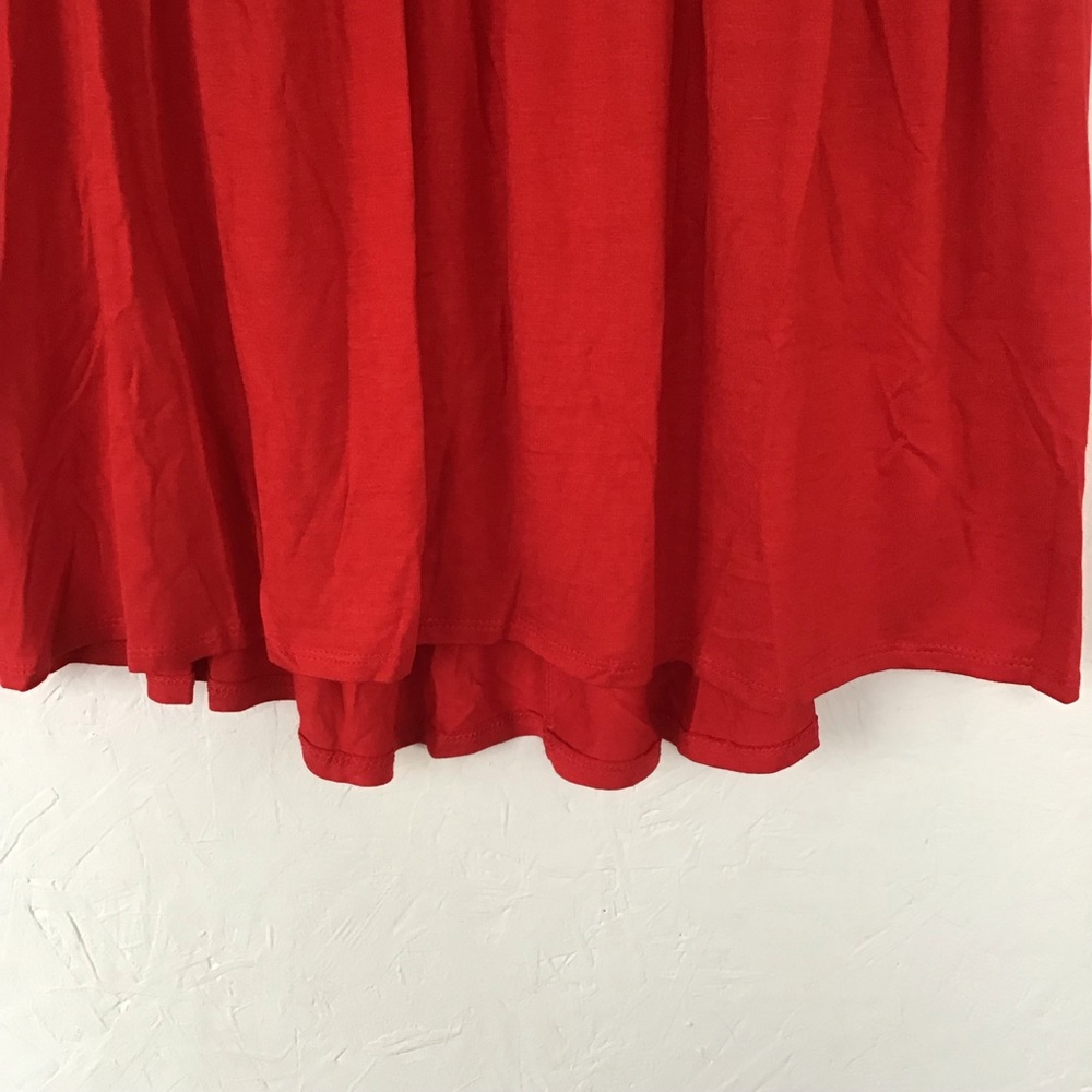 Shop Basic Top - Picture 3 of 5